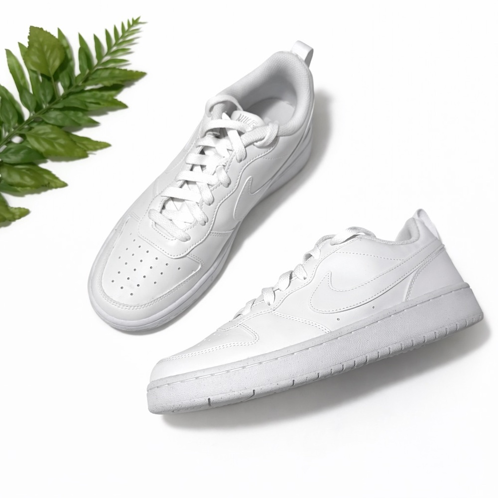 Nike Court Borough Low 2 “Triple White” Big Kid Size 7Y Sneakers